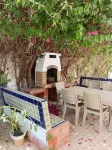 Charming 600sqm Villa With a Large Garden & Pool Hotels in 