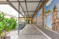 Tri Hotel Smart Santa Maria - 2-Star