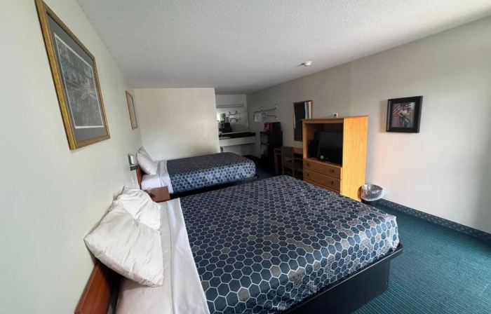Relax Inn Dover Near Speedway