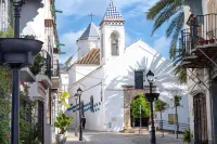 Luz House Marbella Hostal - Pensionaatit