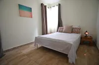 4Br Villa - 20 Meters Walk - Flic en Flac Beach - 2 ดาว