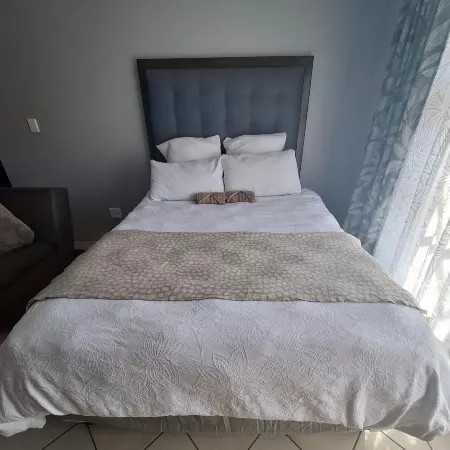 Serene 1-Bedroom Apartment in Bloemfontein