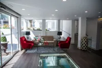 Santa Cruz Village Hotel - 4-Star