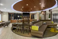 SpringHill Suites Detroit Southfield - parking