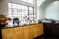 SureStay Plus by Best Western Santa Clara Silicon Valley - breakfast