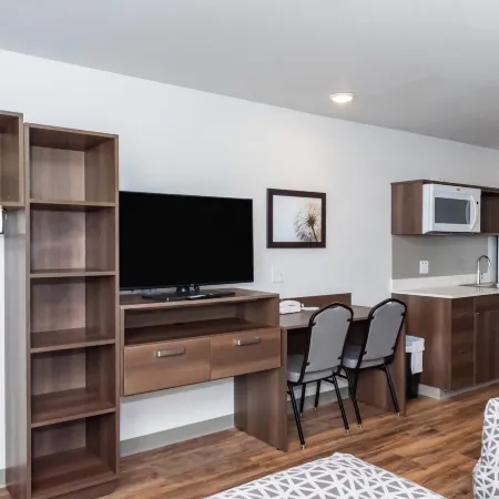 WoodSpring Suites Buford near Mall of Georgia-Lake Lanier