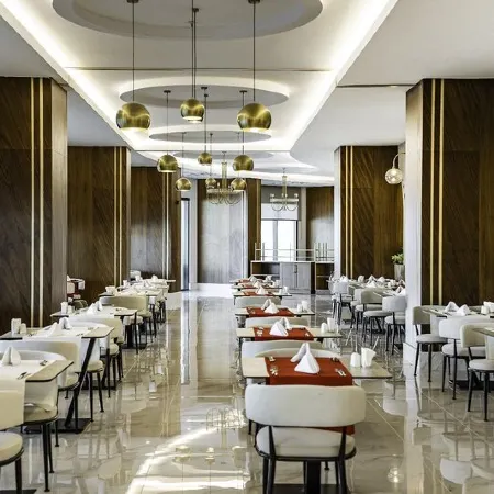 Side Moon Palace
