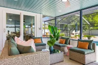 Poolside Oasis Sleeps 8 Game Room Putt Putt - Jacuzzi