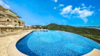 Grand XIV Naruto the Lodge - Pools