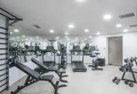 Noble Hotel Suites - Adults Only - gimnasio