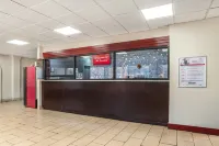 Red Roof Inn Montgomery - Midtown - parking