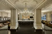 Magnolia Hotel St. Louis, a Tribute Portfolio Hotel - Parkplatz