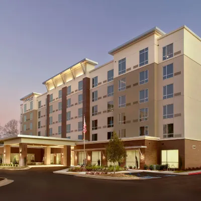 Courtyard Atlanta Covington Hotels near Oxford College of Emory University