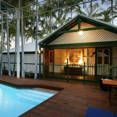 Pinctada McAlpine House