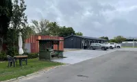 Travellers Inn Motel - Motels