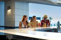 Renaissance Daytona Beach Oceanfront Hotel - بار