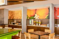 Fairfield Inn & Suites Mexico City Vallejo - breakfast