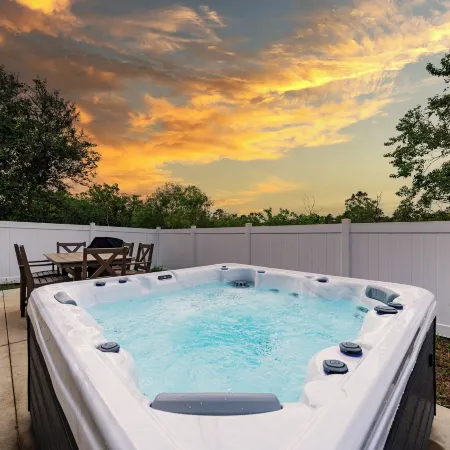 Luxury 4Br | Across Street from Beach | New Hot Tub!