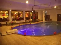 The Fern Residency, Bhuj - Kolam Renang