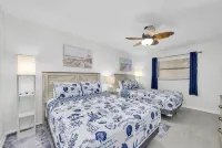 Fantastic Beachfront Condo, Perfect Location, Large 3 Bedroom, 2 Bath Sleeps 8 - 2-stjärniga