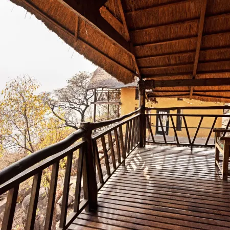 Safari Beach Lodge