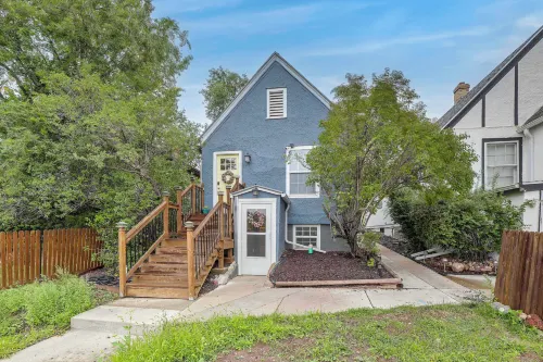 Black Hills Basecamp: Historic Rapid City Home! - Apartments