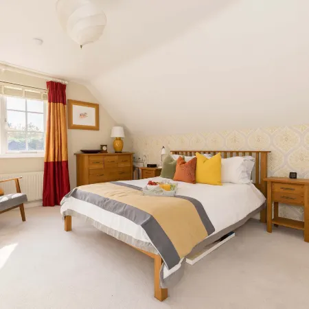 Surrey Hills Family Home With Large Garden