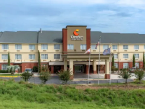 Comfort Inn & Suites Millbrook-Prattville Hotels in Millbrook