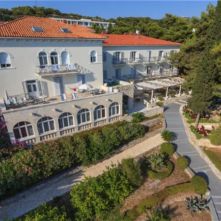 Hotel Moeesy, Blue & Green Oasis