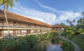 Anantara Kalutara Resort