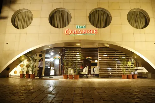Hotel Orange Hotels in Agra
