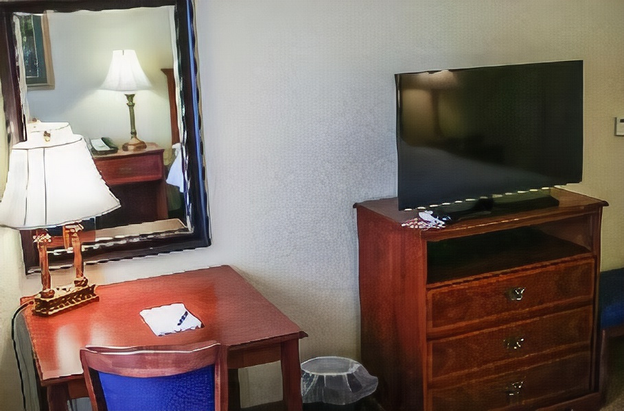 Hampton Inn London-North