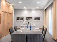 Hilton Garden Inn Malaga Hotels near Factory Outlet Shopping Centre