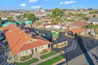 Traveler's Inn Williams, CA Modern Renovated Hotel