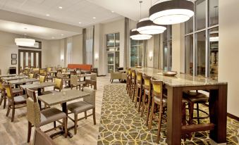 Hampton Inn & Suites Minneapolis/Downtown