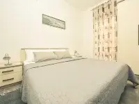 Snježana Hotels in Karlobag