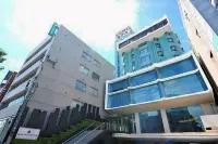 Marugame Plaza Hotel Hotels in Tadotsu