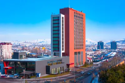 The Green Park Sivas Hotels near YILDIZ MARKET