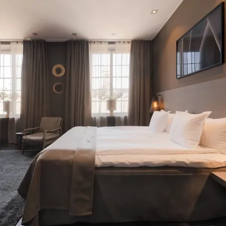 The Lamp Hotel & Spa