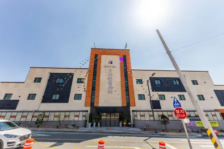Theban Hotel