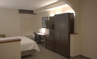 Holiday Inn Express Anderson-I-85 (Exit 27-Hwy 81)