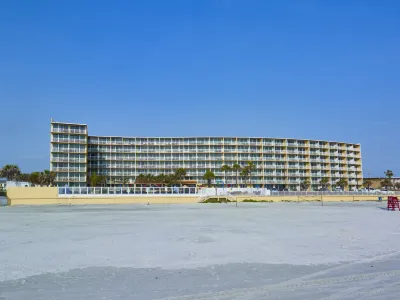 Holiday Inn Resort Daytona Beach Oceanfront Hotels near Bethune-Cookman University