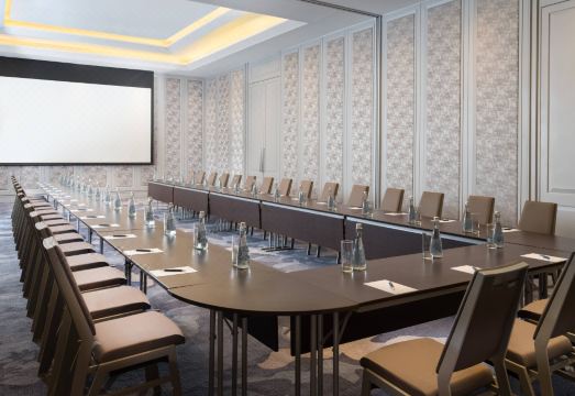 쉐라톤 수라바야 호텔 객실