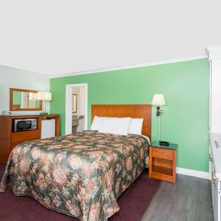 Knights Inn Arnprior Hotels in Arnprior