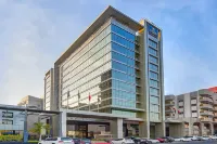 Royal Continental Hotel Hotel a 