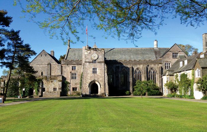 Cbh Dartington Hall Hotel