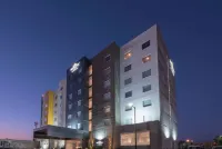 마이크로텔 인 & 스위트 바이 윈덤 과달라하라 수르  호텔