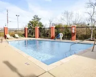 Quality Inn & Suites Bryan-College Station - Pools