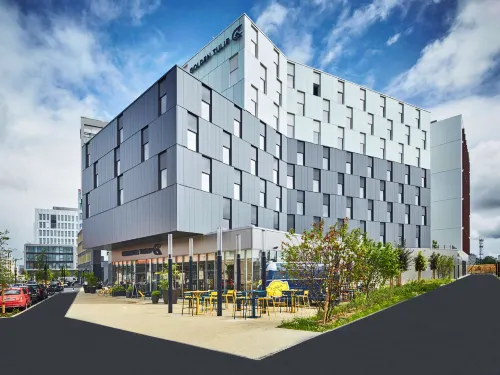 Radisson Hotel Bordeaux Saint Jean Hotels in Begles