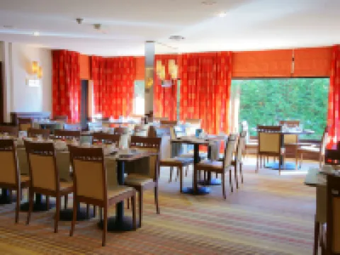 Best Western Plus Hostellerie du Vallon Hotels in Trouville-sur-Mer